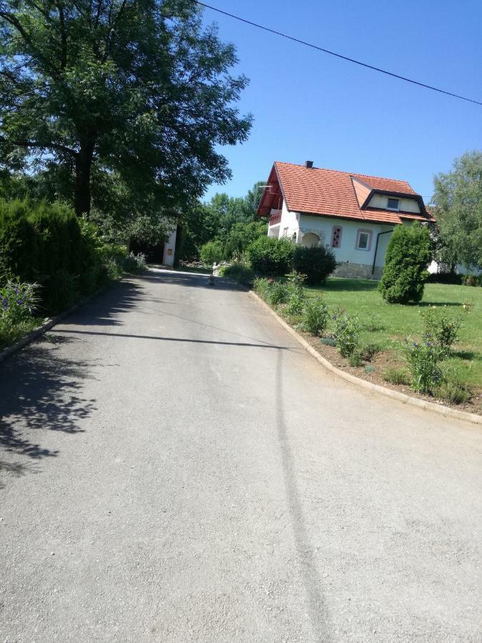 Apartman Jasmin Apartment Catrnja Exterior photo