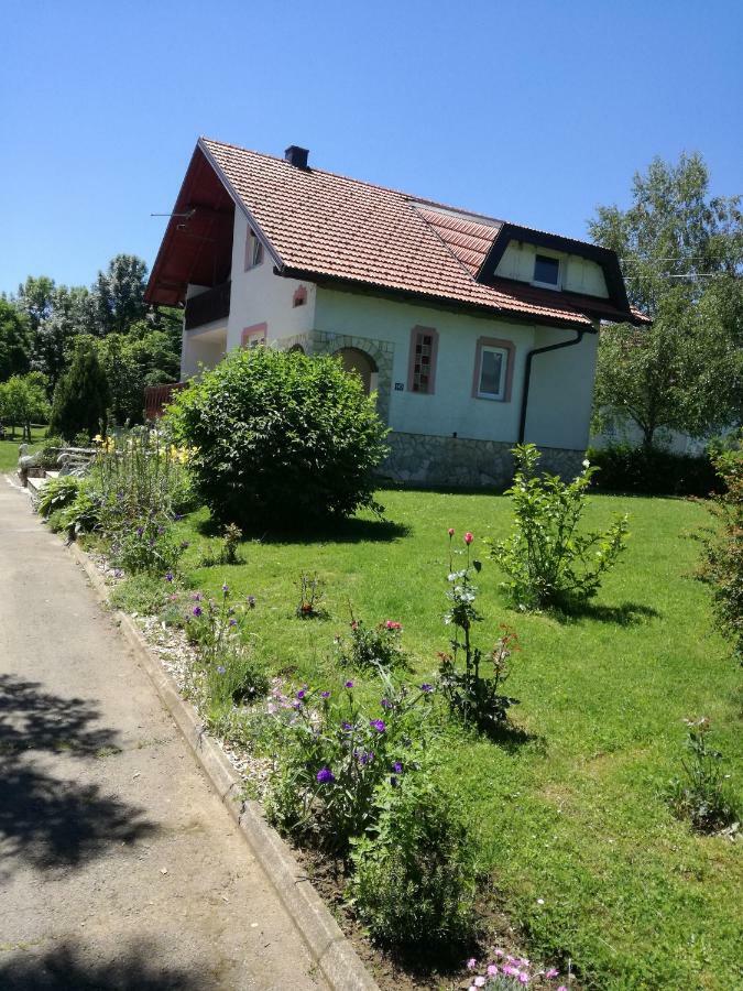 Apartman Jasmin Apartment Catrnja Exterior photo