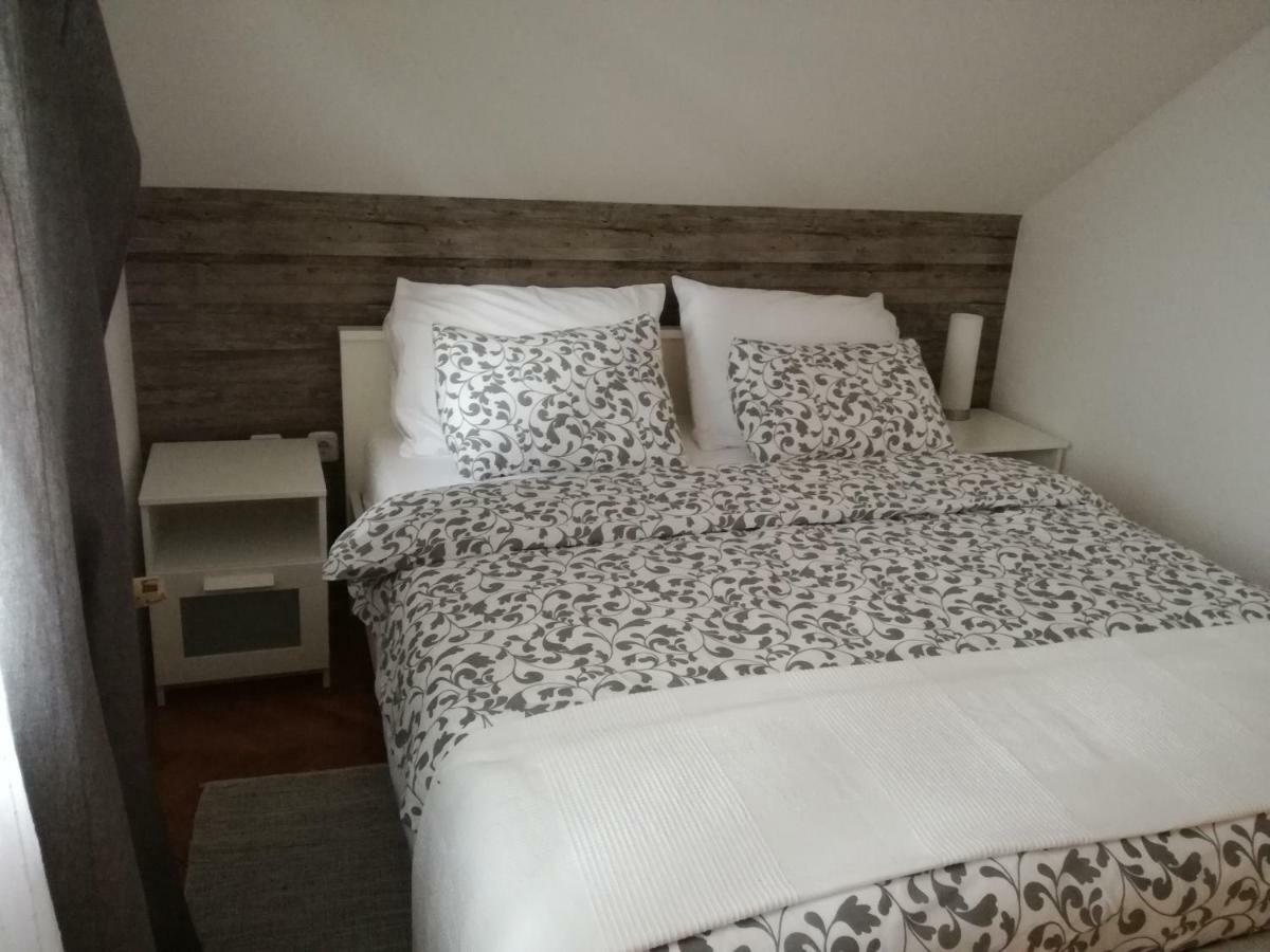 Apartman Jasmin Apartment Catrnja Exterior photo